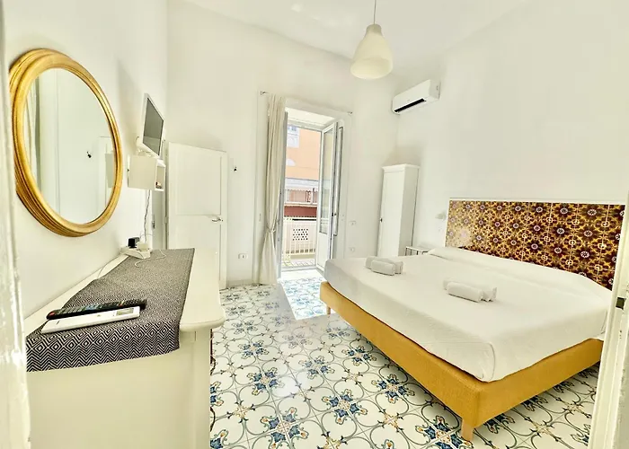 Apartamento Camerelle 7, Domus Letteraria